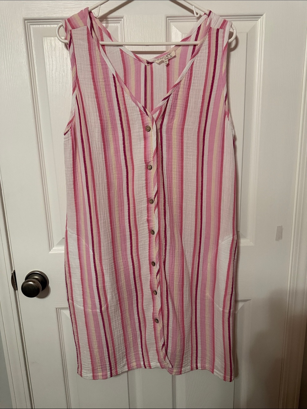 ESCAPE by habitat Sleeveless Dress